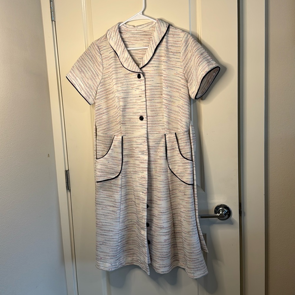 Vintage house, coat with pockets